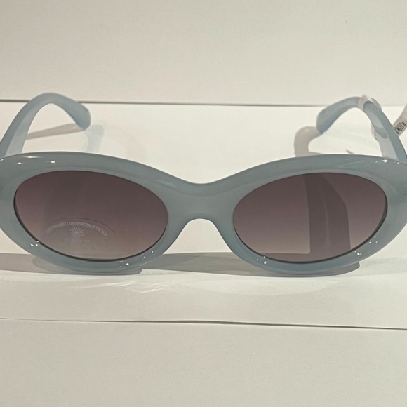 ALDO Light Blue Sunglasses - Picture 2 of 5